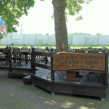 Alter Dorfkrug Am Kanal 3*
