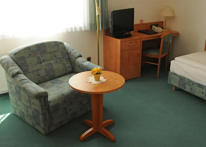 Alter Dorfkrug Am Kanal Hotel